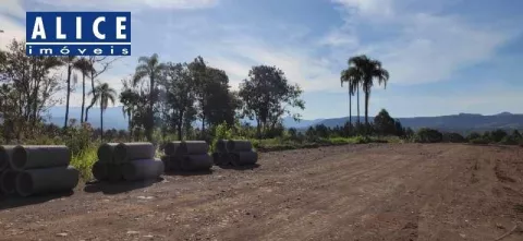 Terreno à venda no bairro Centro, Taquara