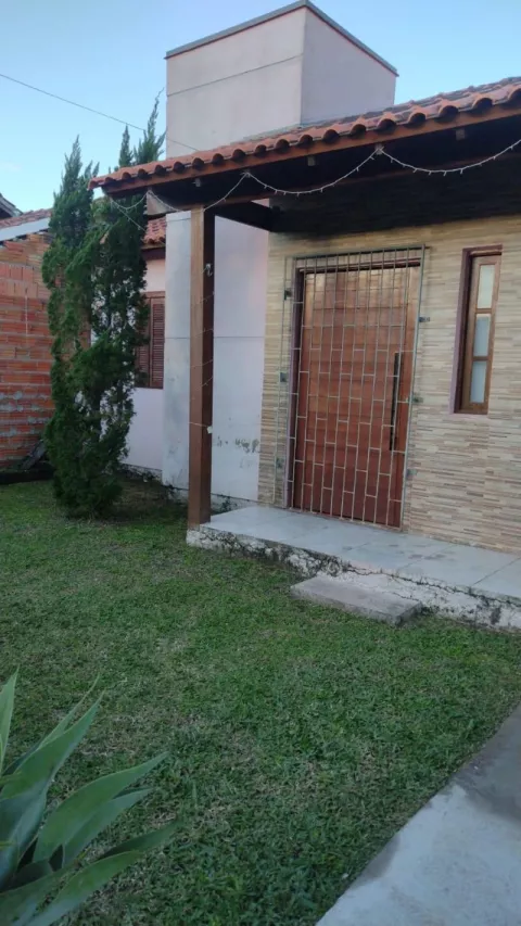 Casa com Pátio fechado.