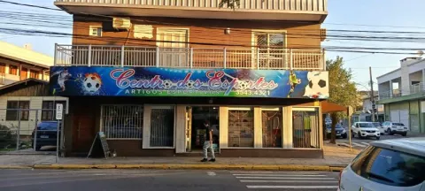 Sobrado com 2 quartos e 2 banheiros à venda no bairro Centro, Parobe